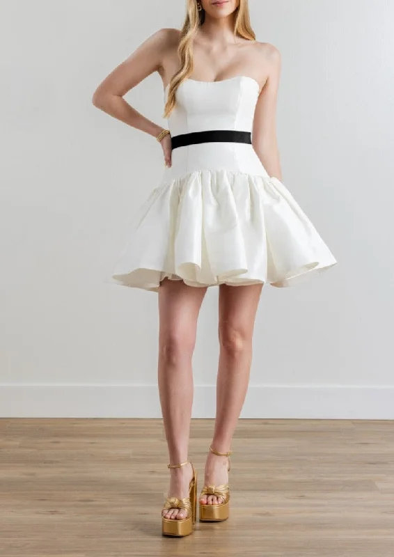 Leoni Dress in Ivory