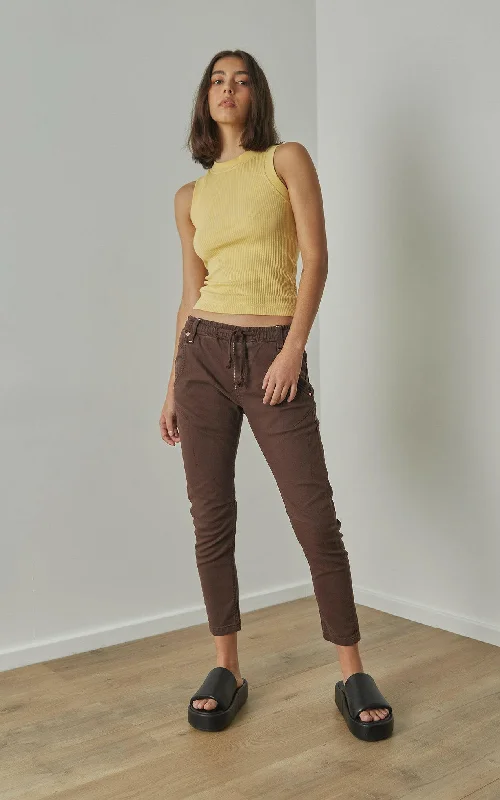 Active Seal Brown Jeans